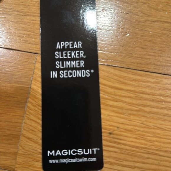 NWT Magicsuit women’s black tankini top size 18W. - Picture 8 of 11
